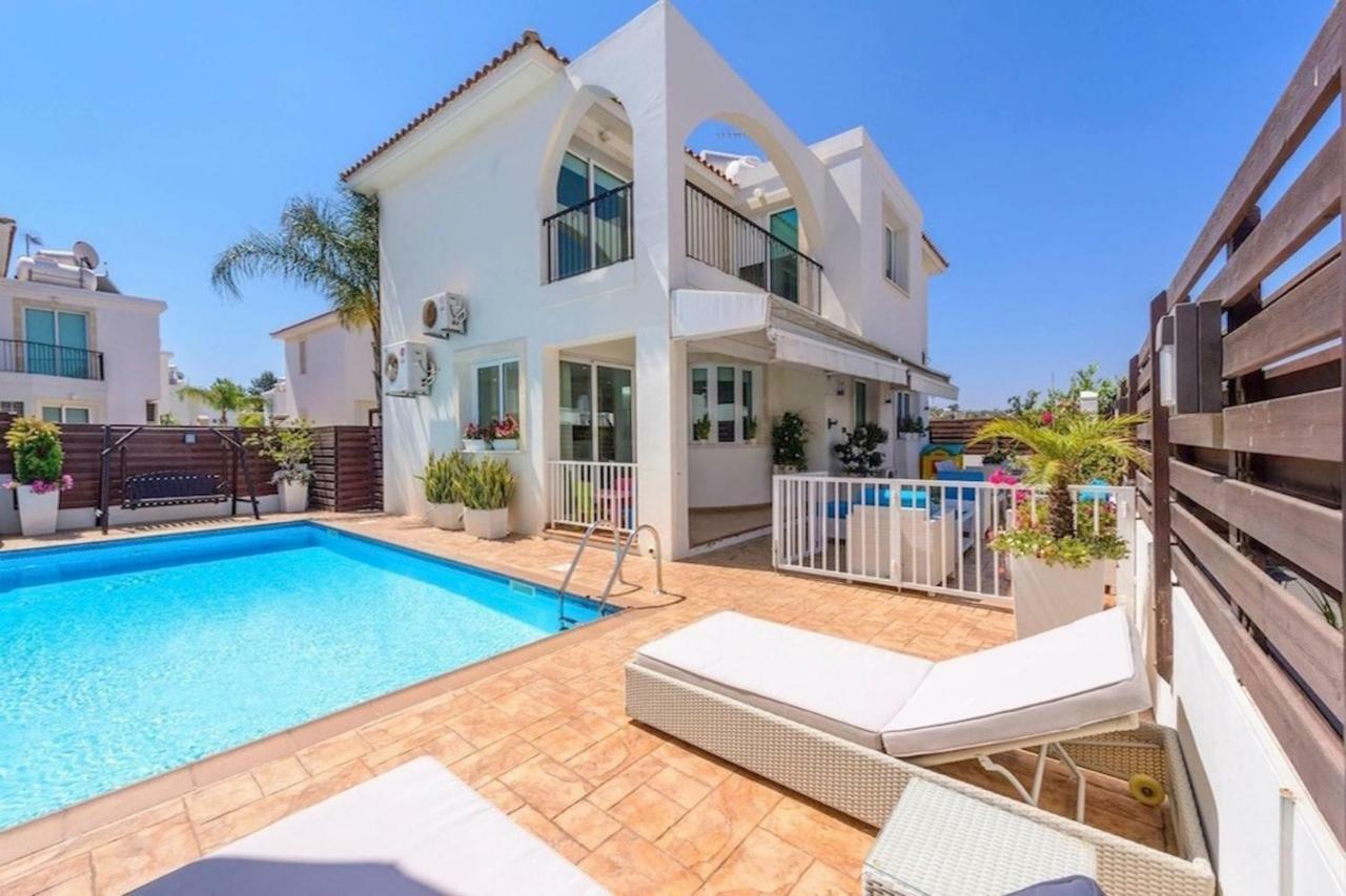 La Vita Villa #1 Protaras Pokoj fotografie